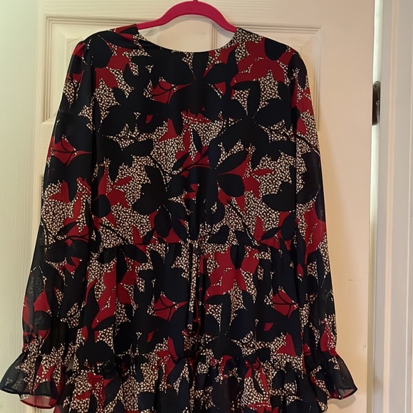 Dress - Picture 2 of 4